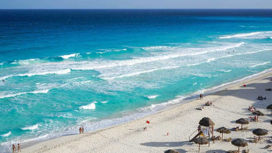 Known for it's white beaches and turquoise waters, Cancun is the perfect place for a break