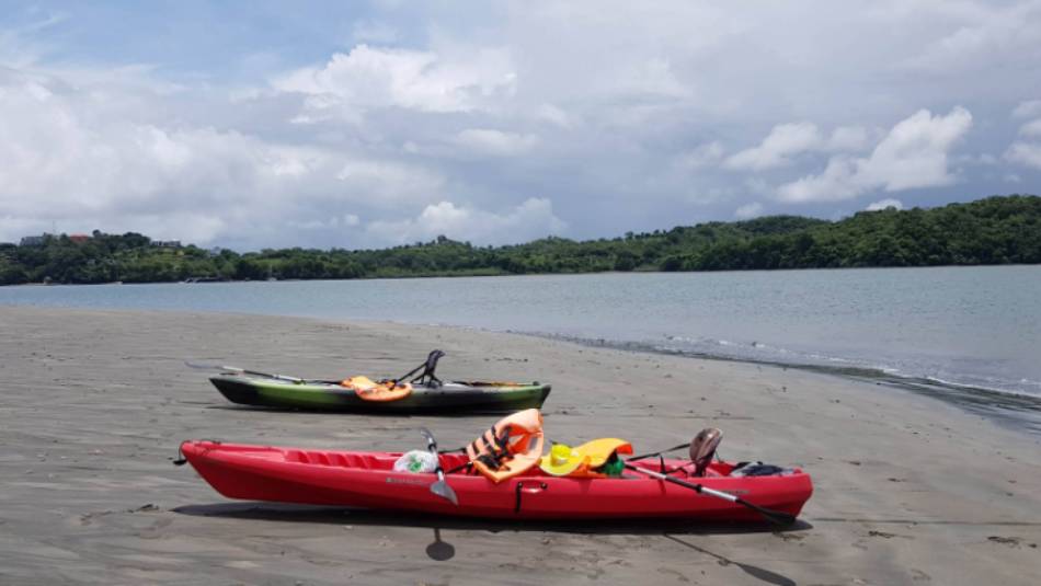 Kayak in the Gulf of Chiriqui