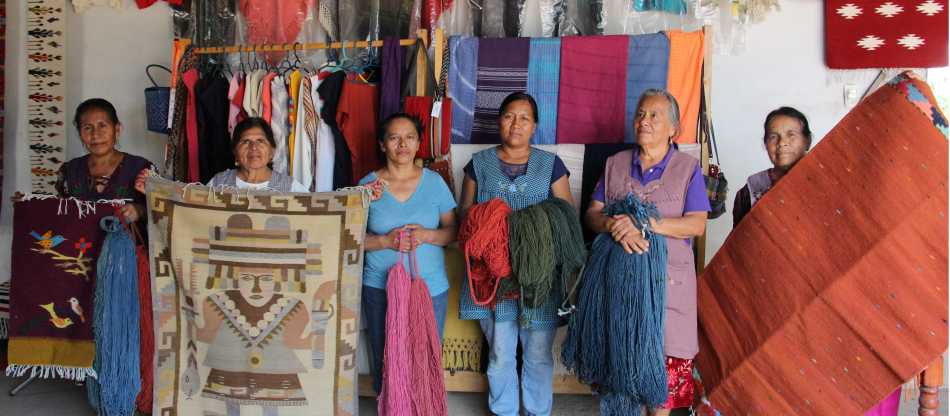 Supporting female weavers in Oaxaca