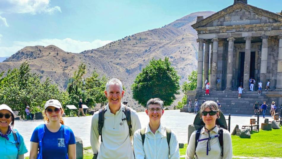 Hikers in front of Garni Temple, Armenia | Gesine Cheung