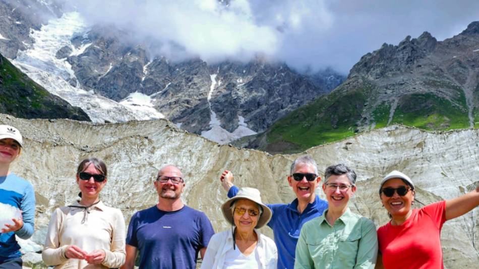 Group on the Transcaucasian Trail, Georgia | Gesine Cheung