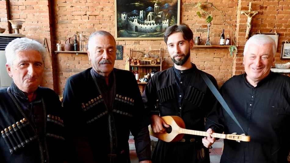 Georgian singers | Stuart Davis