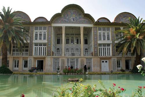 Beautiful Eram Palace heavily influenced by Persian architecture, Shiraz&#160;-&#160;<i>Photo:&#160;Bec Leorke</i>
