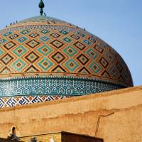 Beautiful tile work at Jameh Mosque of Yazd | Sue Badyari