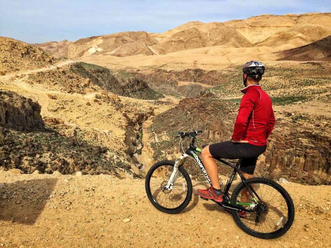 Cyclist on the Jordan By Bike trip