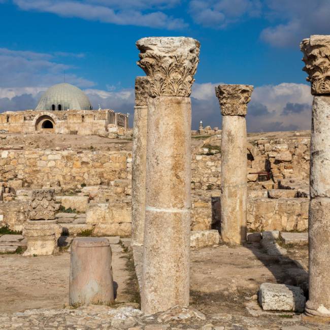 Pillars & ruins of the domed audience hall at the Citadel, Amman | Richard I'Anson