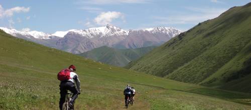 Mountain Biking Amazing Experience Book Now World Expeditions