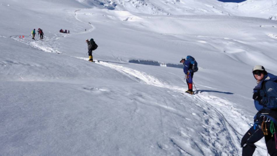 Setting out on Peak Lenin, Kyrgyzstan | Soren Kruse Ledet