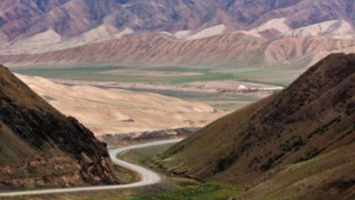 The road between Naryn and Bishkek winds its way through spectacular valleys | Peter Walton