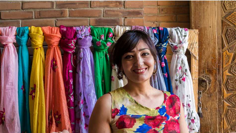 Lady selling shawls | Richard I'Anson