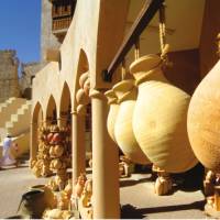 Local pottery at Oman's Nizwa Souq | Oman Ministry of Tourism