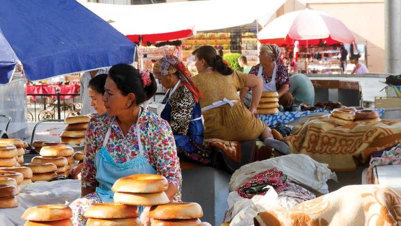 Freshly baked breads on the streets of Samarkand | Natalie Tambolash