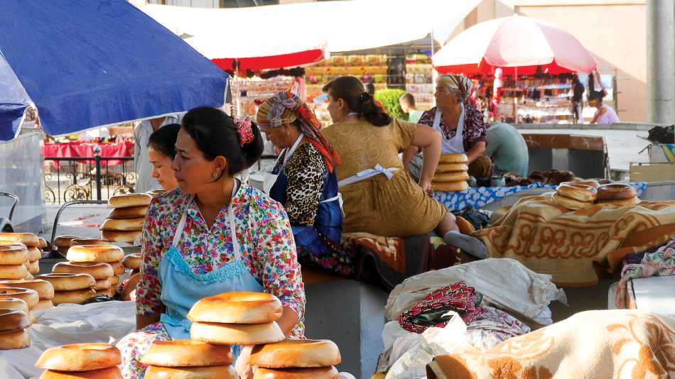 Freshly baked breads on the streets of Samarkand | Natalie Tambolash