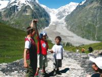 Walking in the Alps around Mont Blanc -  Photo: Cairn