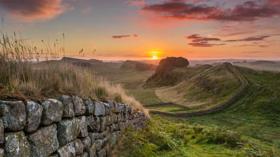A beautiful sunset along Hadrian's Wall. | Thomas Heaton