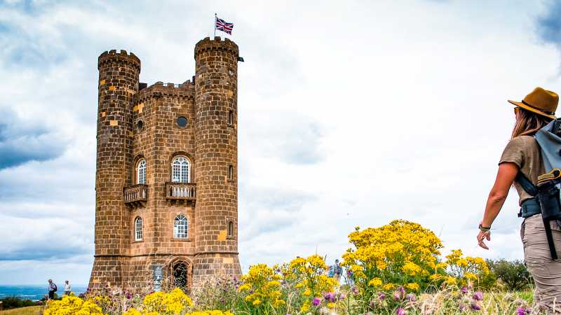 Hike to the iconic Broadway Tower in the Cotswolds | Tim Charody