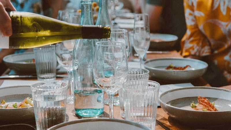 Meal time with wine - Provence: The Art of Living Well with Lyndey Milan, France