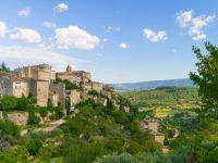 Medieval hilltop village of Gordes, located in the Luberon region of Provence.