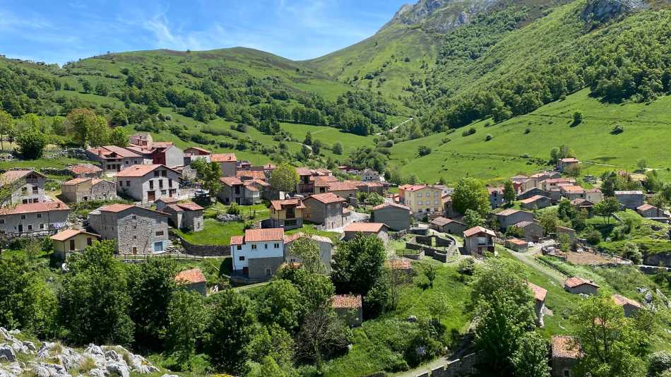 Views over Sotres in the Picos de Europa | Ben Groundwater