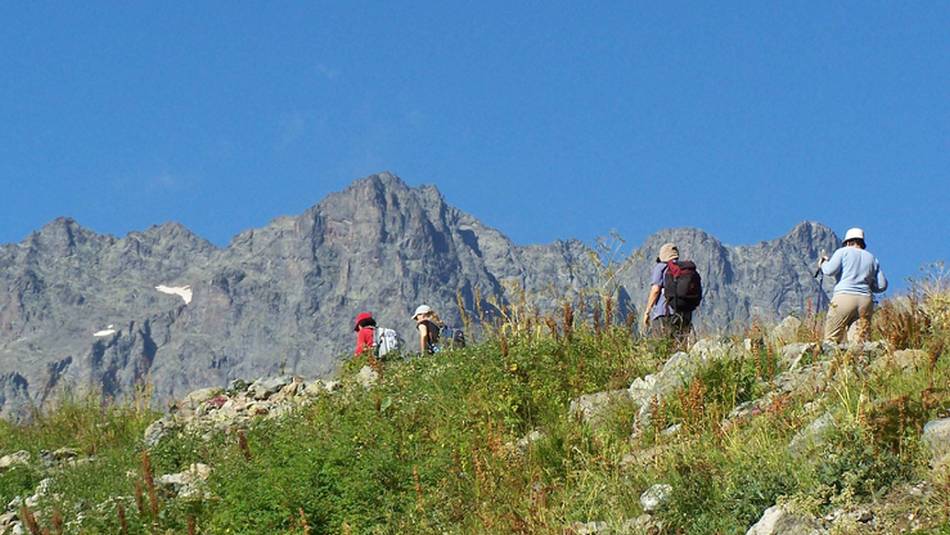 Scenic hiking on the Kackar Mountain Trek
