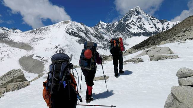 Stunning views on the trek back to Ghunsa | Ray Mustey