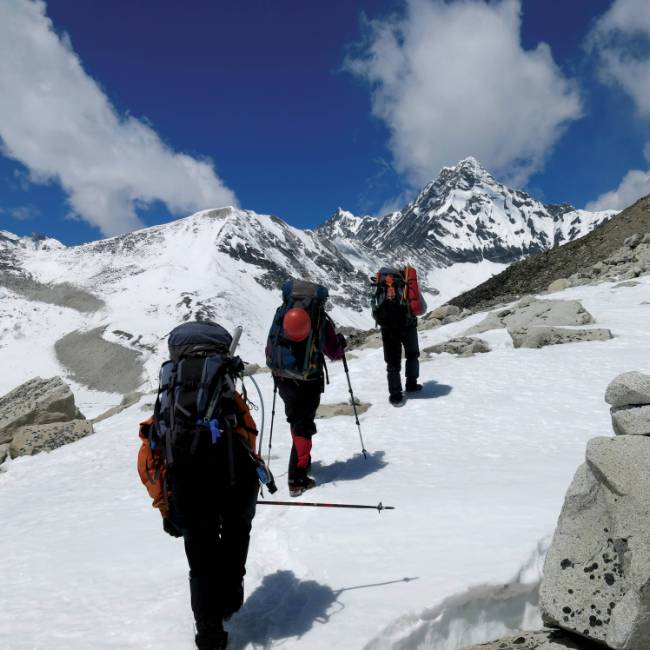 Stunning views on the trek back to Ghunsa | Ray Mustey