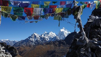group trek nepal
