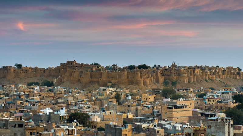 The impressive Jaisalmer Fort at sunset | Richard I'Anson