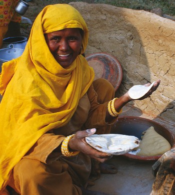 Local woman making chipati&#160;-&#160;<i>Photo:&#160;Keri May</i>