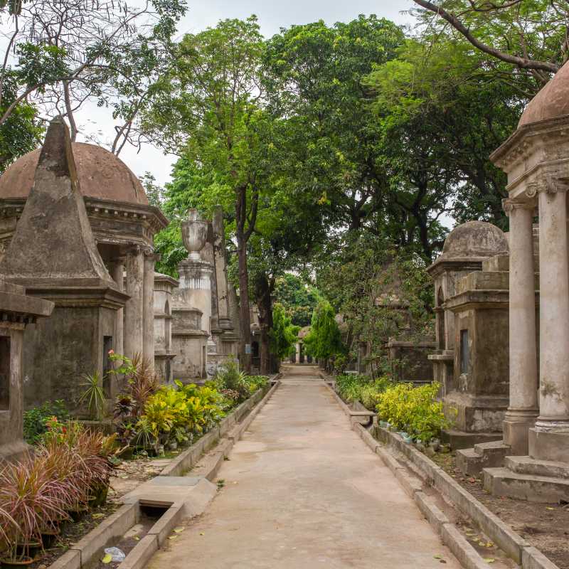 South Park Street Cemetery, Kolkata | shutterstock