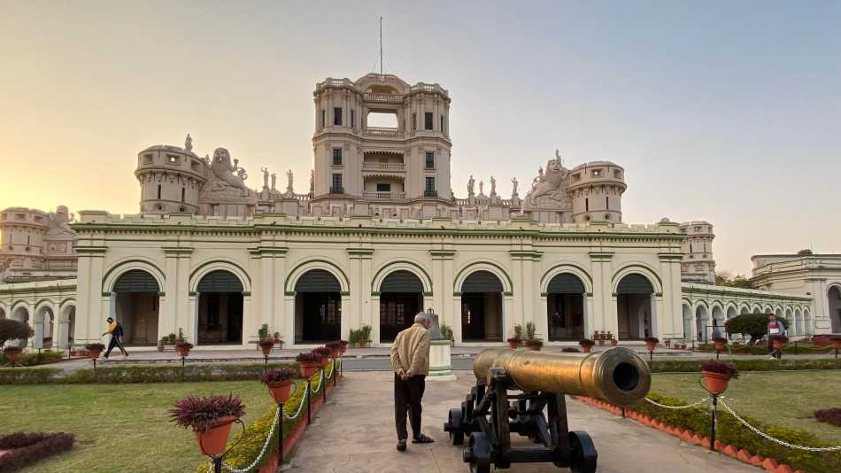 Touring Lucknow | John Zubrzycki