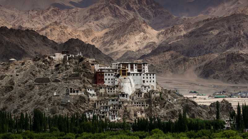 Spectacular views of Leh in the Indian Himalaya | Richard I'Anson