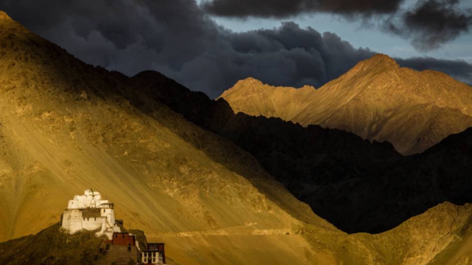 Tsemo Gompa, Leh | Richard I'Anson