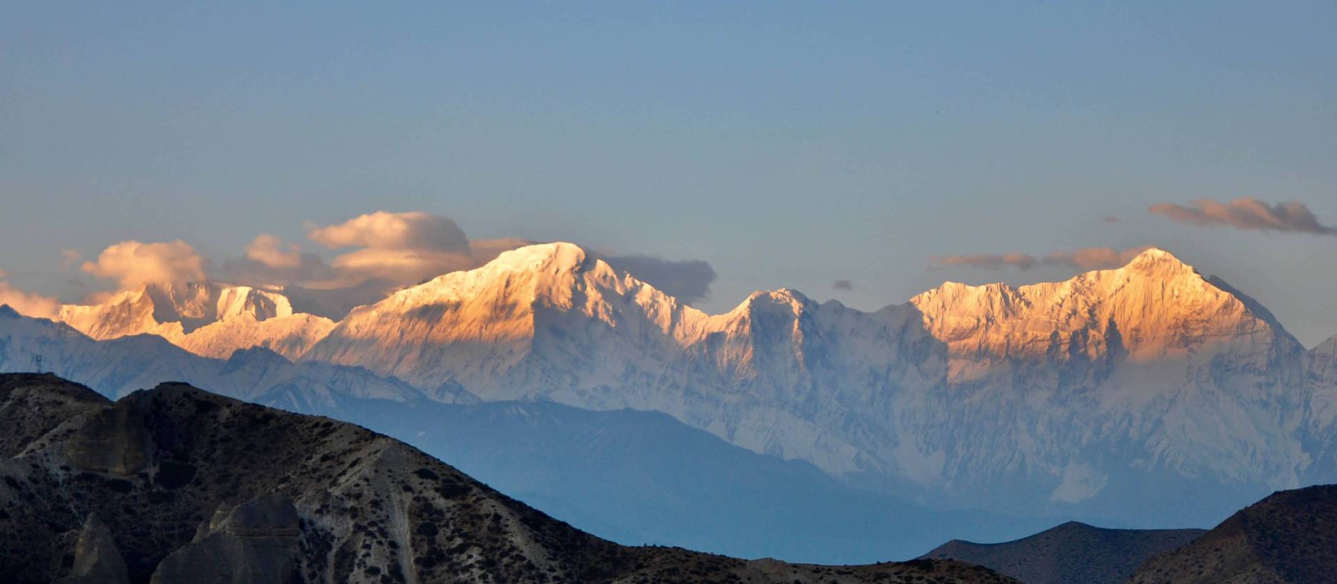 Annapurna to Mustang Traverse via Teri La with Garry Weare