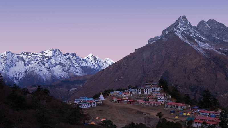 The monastery at Thyangboche, surrounded by impressive mountain vistas | Peter Walton