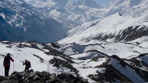 Trekkers on our Damodar Saribung Traverse trip | Dan Beacom