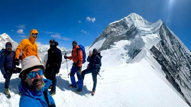 Enjoying the views from Chekigo Peak | Soren Kruse Ledet
