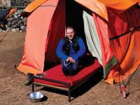 Client rearranging his bedding to catch the sunshine |  <i>Heike Krumm</i>