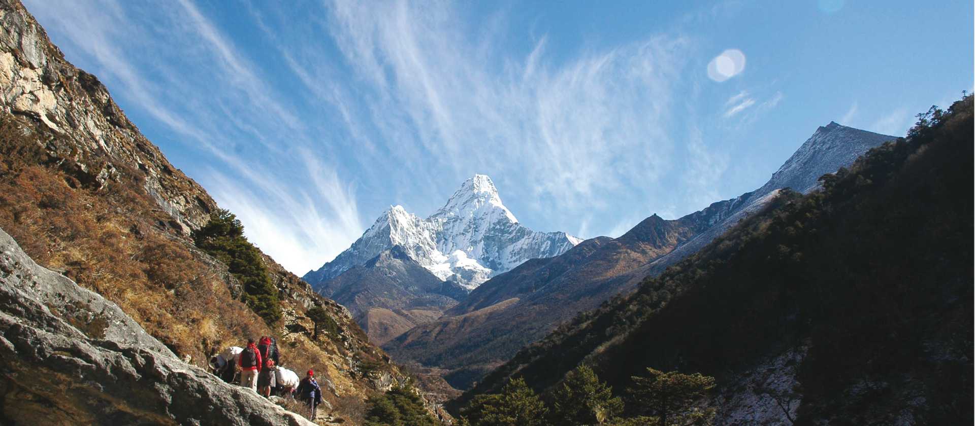 Heading towards Ama Dablam in the Everest region | Nadine Noel