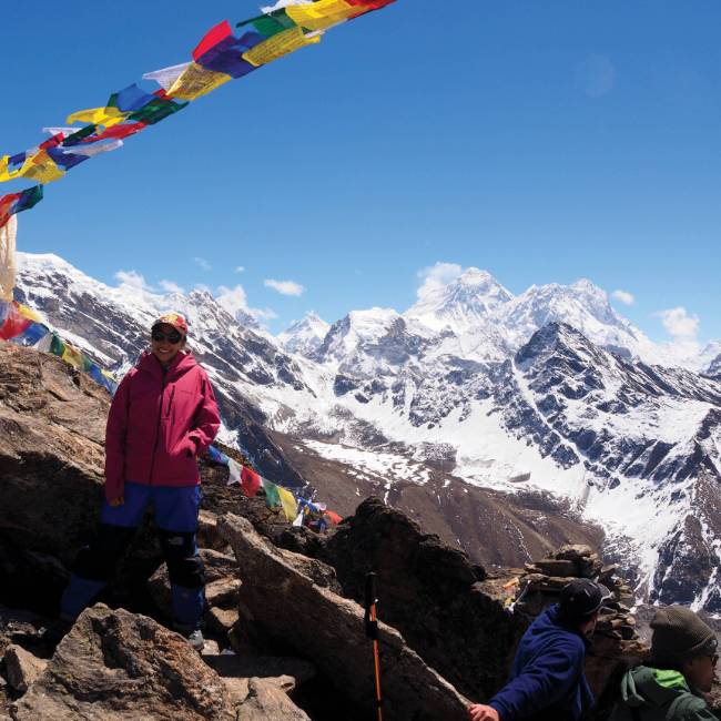 Beautiful scenery from Gokyo Ri summit | Angela Parajo