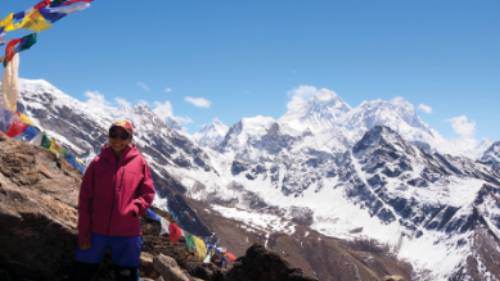 Beautiful scenery from Gokyo Ri summit | Angela Parajo