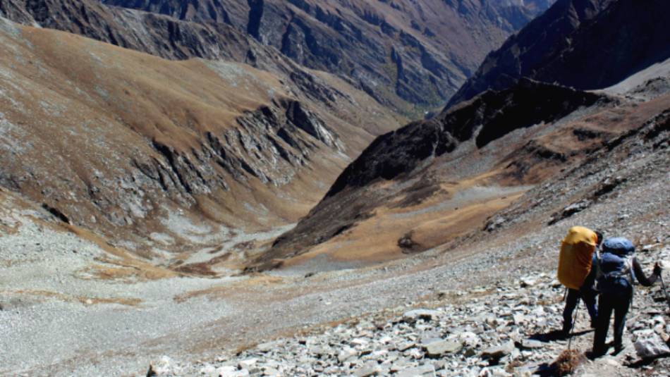 Between villages on the Great Himalaya Trail | Howard Dengate