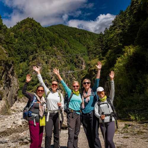 Hiking up the hill from Monjo to Namche Bazaar