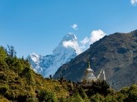 Trekking from Namche Bazaar to Thyangboche in the Everest region |  Lachlan Gardiner