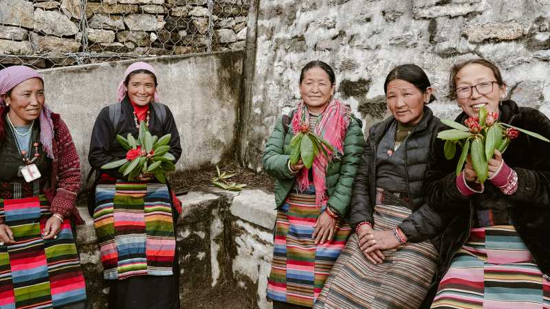 Local women on the Manaslu Circuit Trek | Eloise Weston