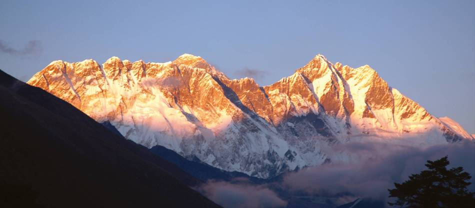 Khumbu Valley Exploratory trek with Tim Macartney-Snape | World Expeditions