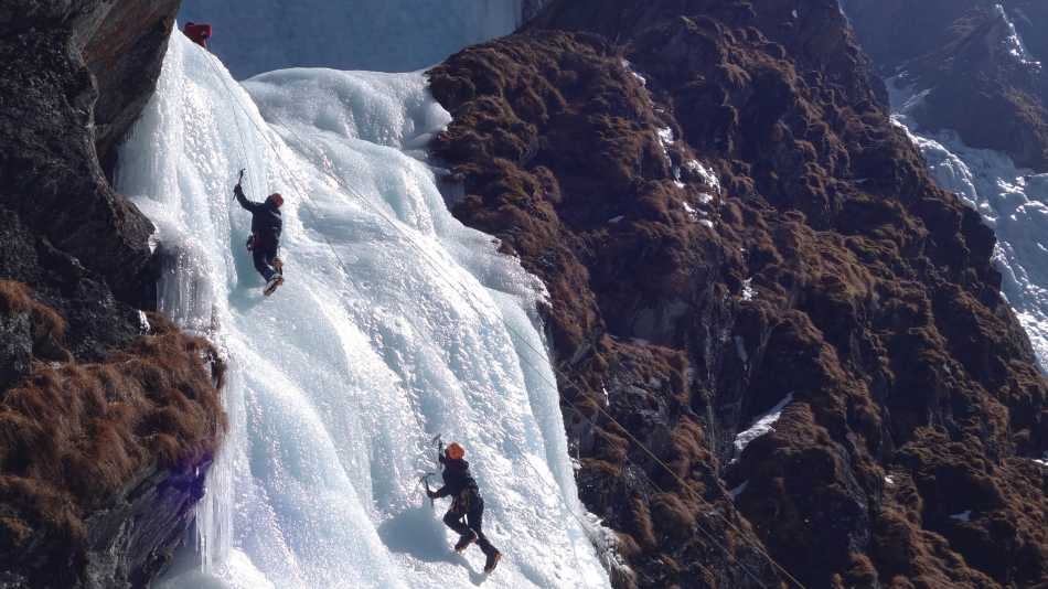 Expand your mountaineering skills in Nepal | Soren Kruse-Ledet