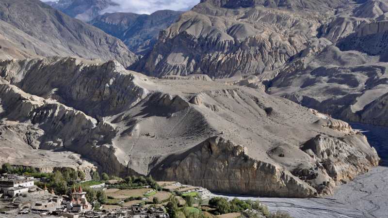 The small village of Tangge in Mustang | Garry Weare