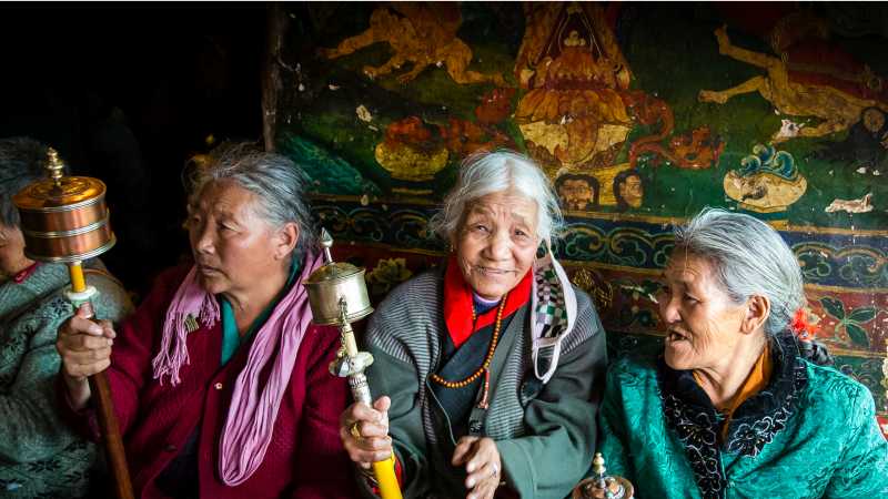 Elderly Tibetan women | Richard I'Anson