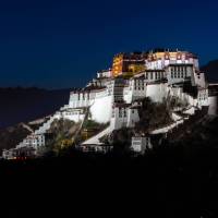 Beautiful views of Potala Palace Tibet | Richard I'Anson